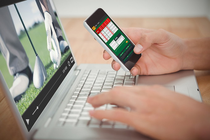 Golf Betting on Smartphone and Laptop